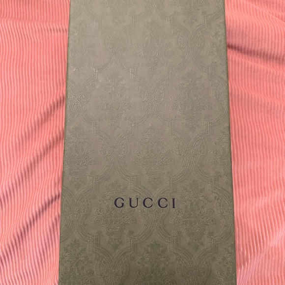 Gucci Women's Black Leather Slide Sandals - Picture 5 of 8